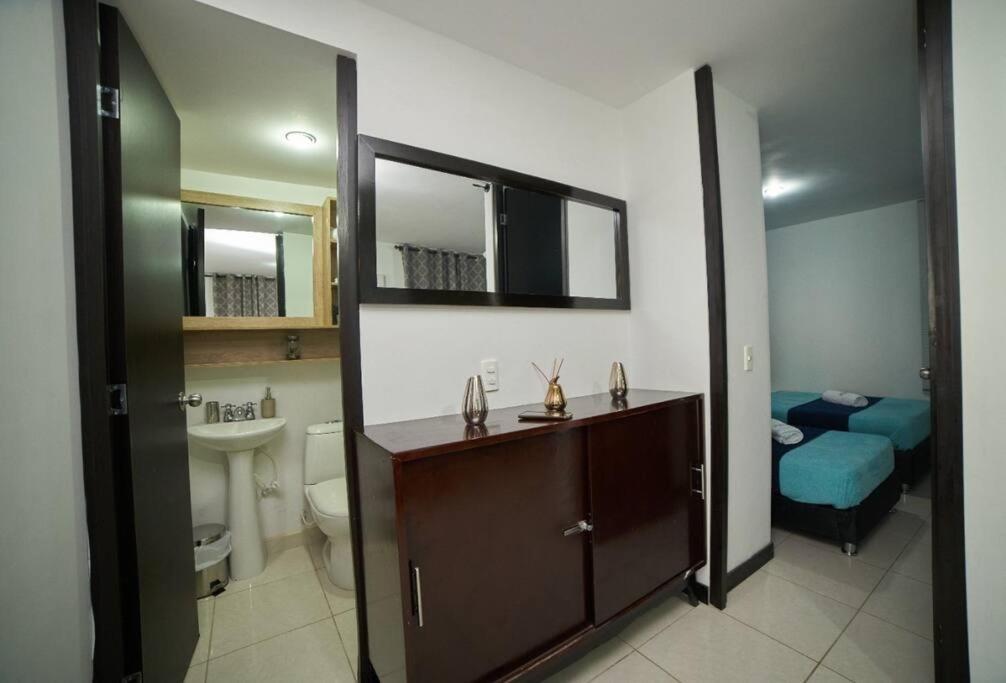Apartamento Cerca Parque Del Cafe Con Piscina Montenegro Exteriör bild