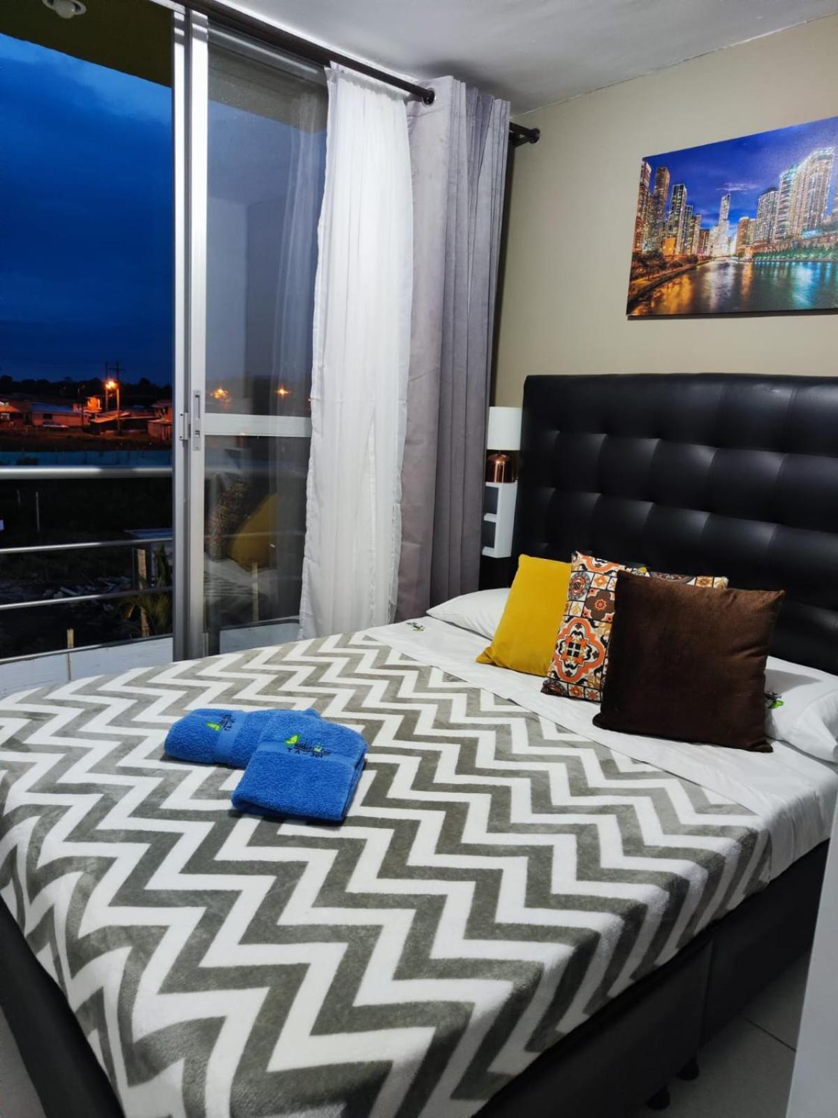 Apartamento Cerca Parque Del Cafe Con Piscina Montenegro Exteriör bild