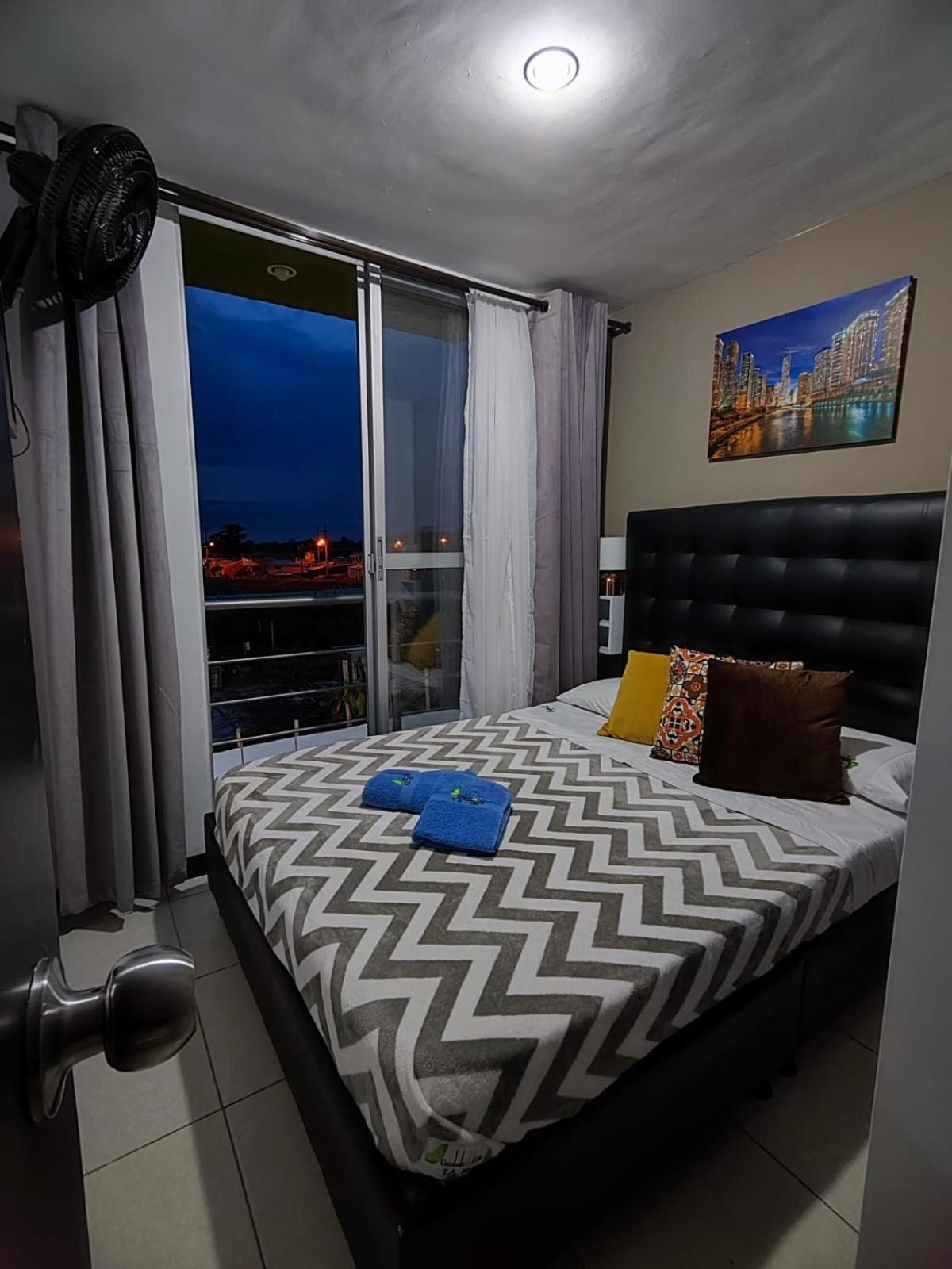 Apartamento Cerca Parque Del Cafe Con Piscina Montenegro Exteriör bild